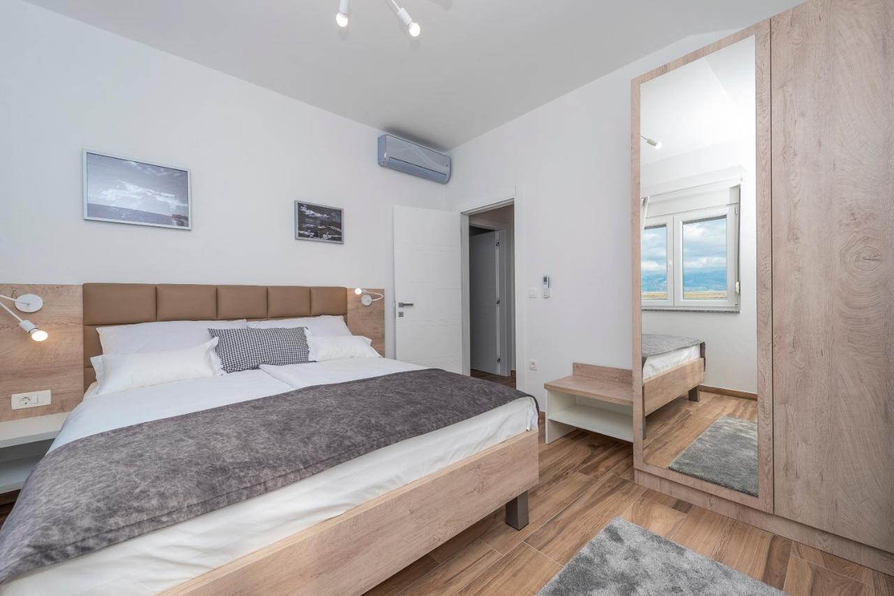 Luxury Apartments - La Vir 5& 6 Exteriör bild